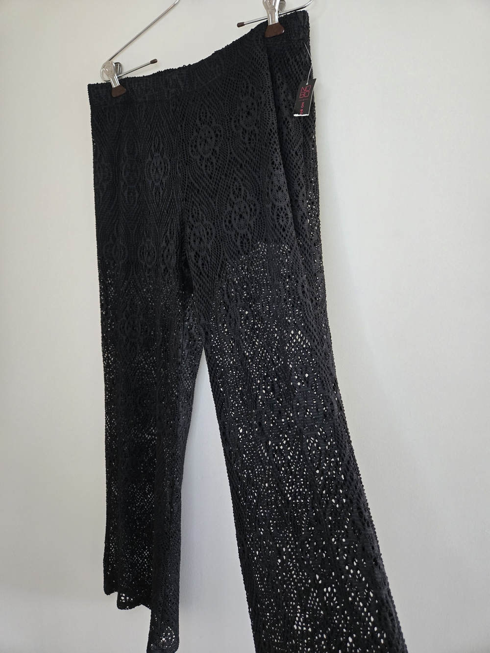 No Boundaries NOBO Black Crochet Sheer Coverup Pants (NEW) Size Large